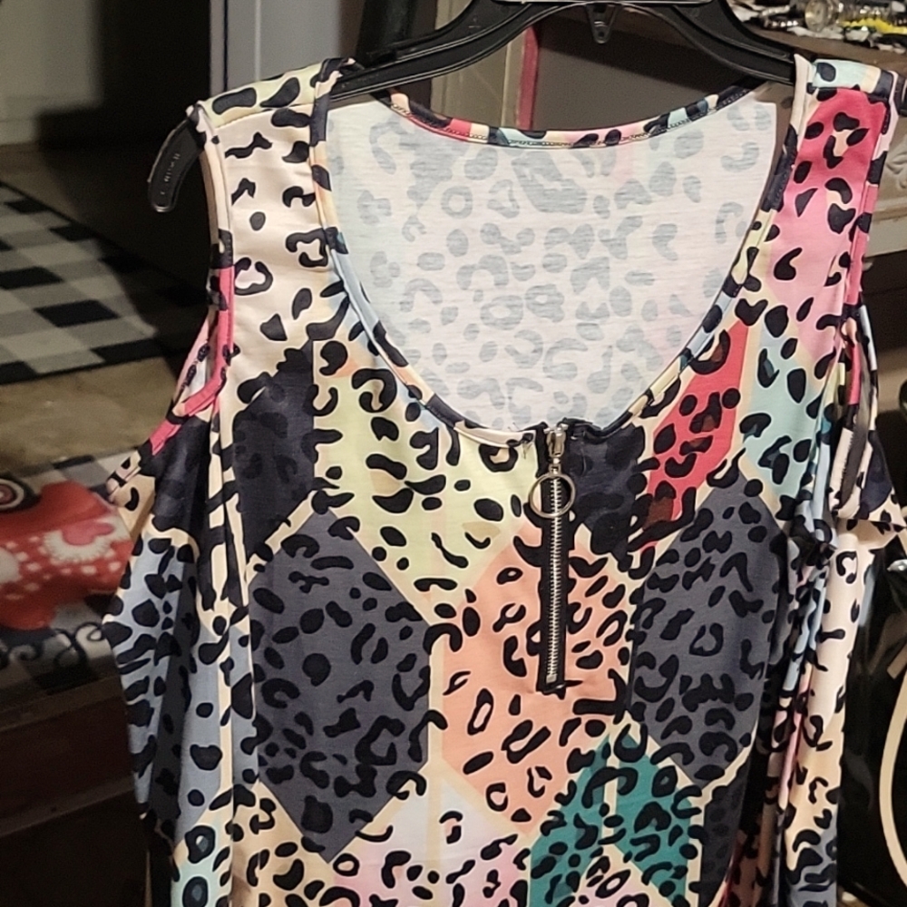 Womens large blouse